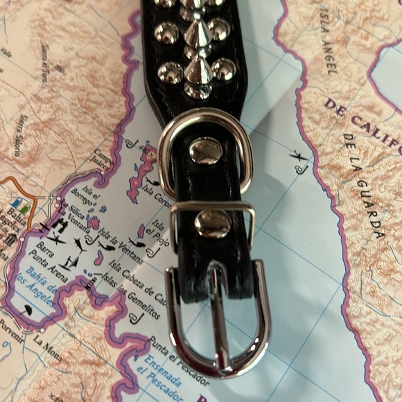 Spiked Rivet Studded Adjustable Pu Leather Pet Collars for Cats Puppy Dogs - Picture 6 of 7